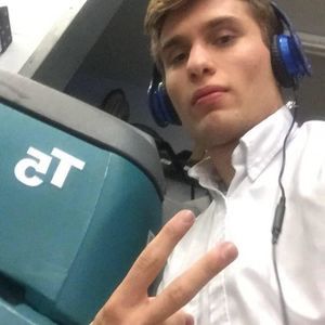 Meet your Posher, Daniel